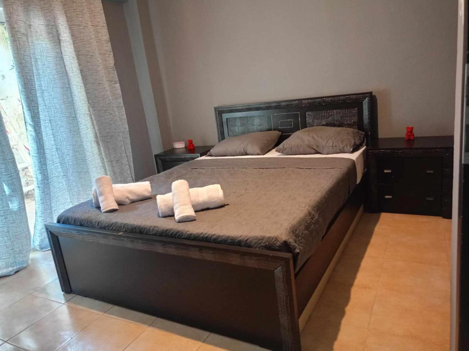 Eftelya City Apartments Alexandroupolis Mit 2 Schlaf Zimmer Esterno foto